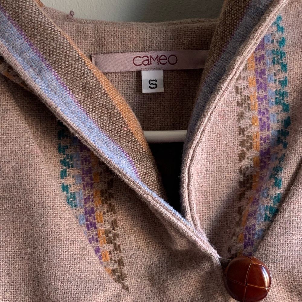 Boho Chic Festival Hooded Woven Jacket - Picture 5 of 6